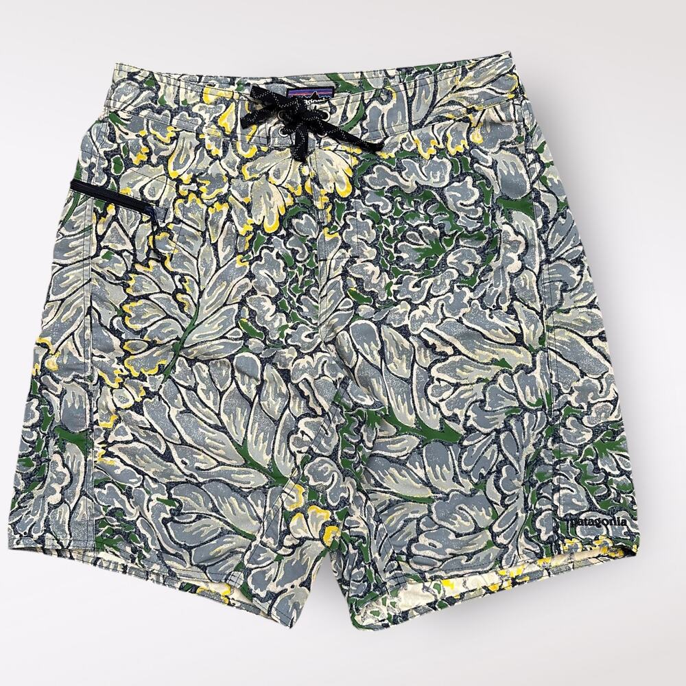 Patagonia Men’s Blue Floral Print Swim Trunks Shorts Size‎ 32